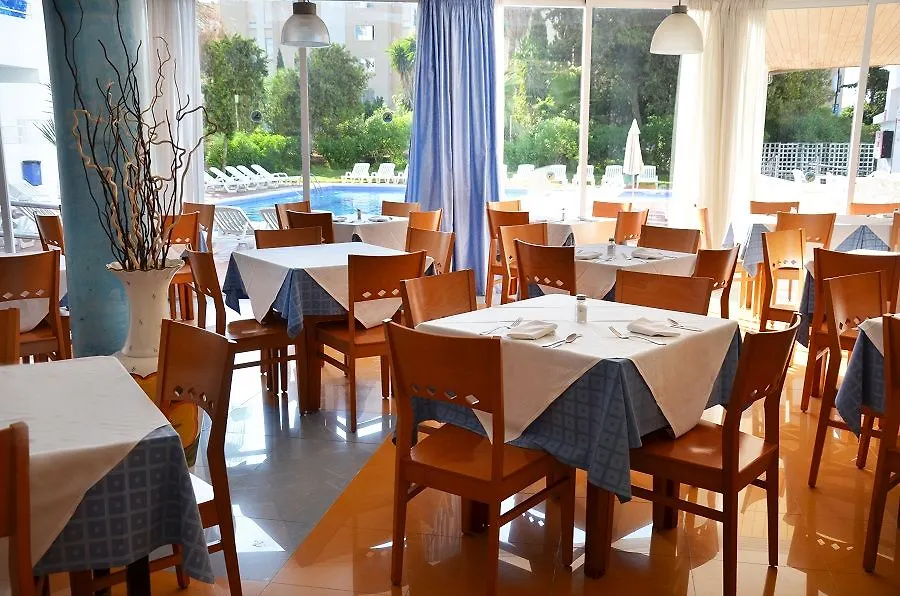 Apartamentos Vibra Tivoli Playa d'en Bossa İspanya